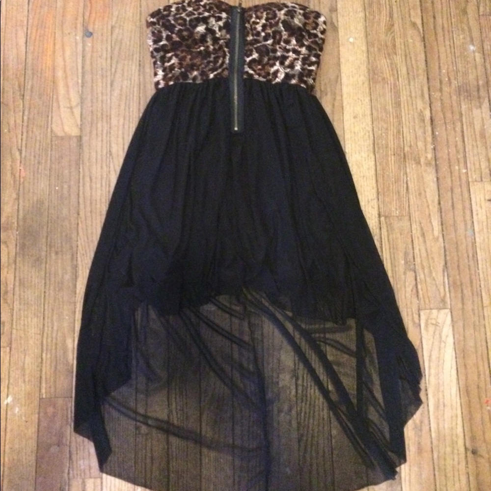 Sans Souci cheetah print strapless dress